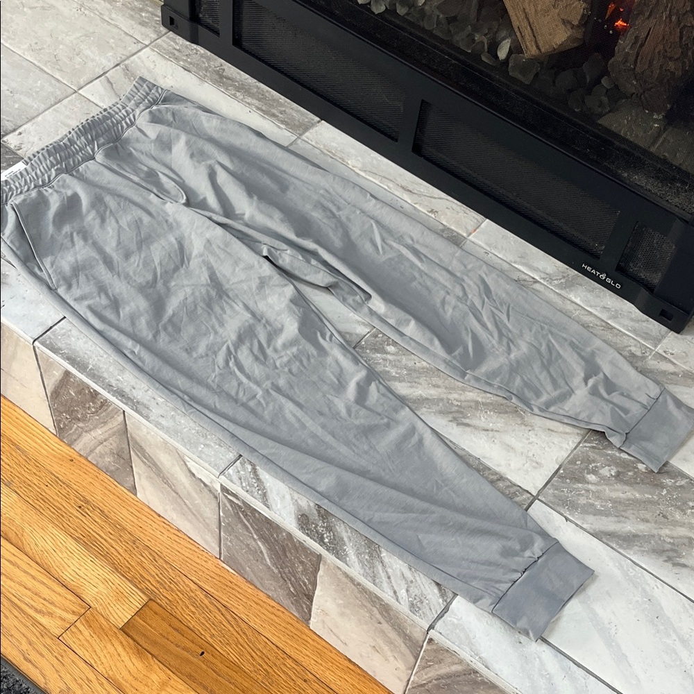 UNIQLO AIRism Ultra Stretch Jogger Pants